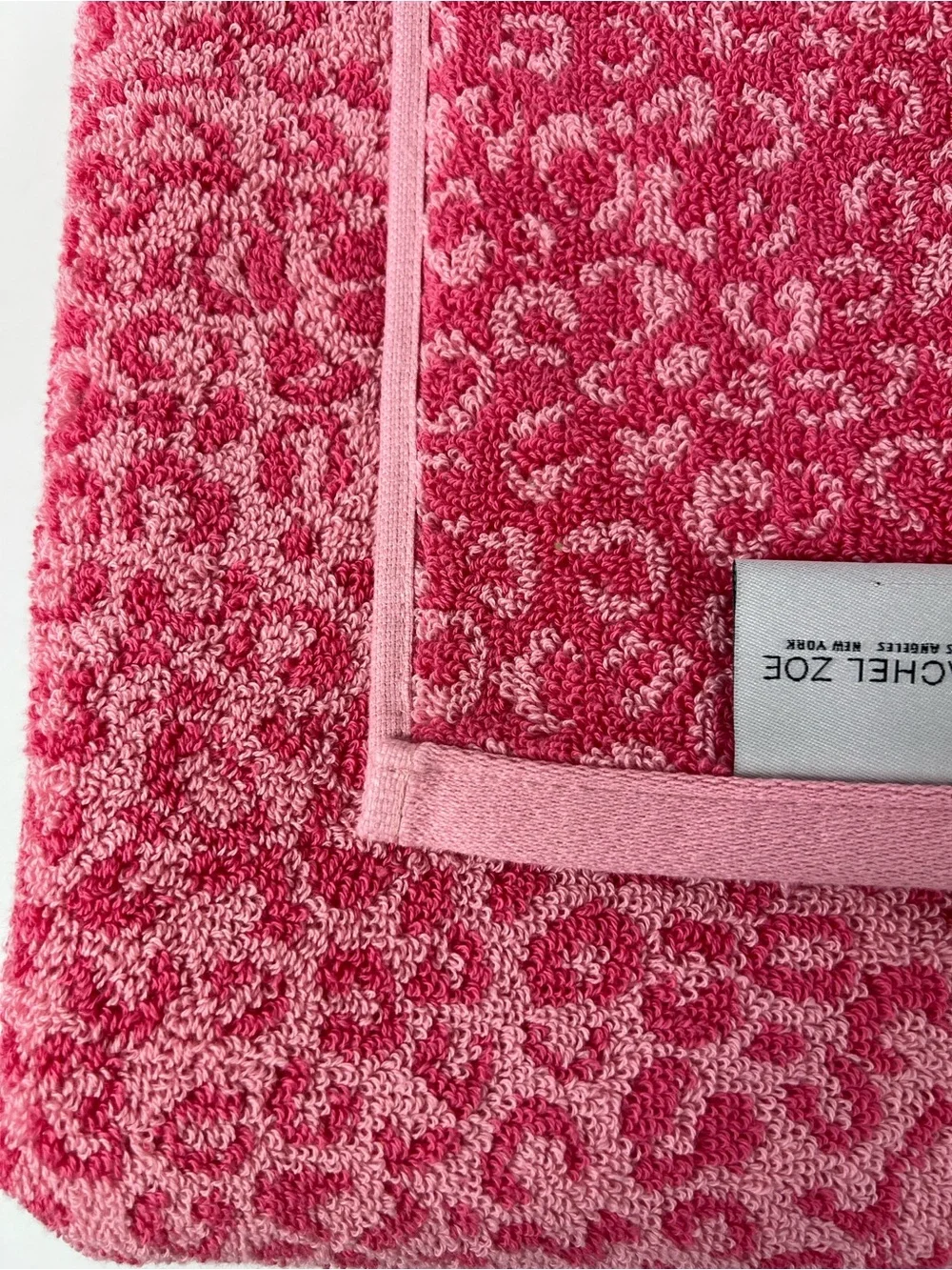 Rachel Zoe Bath Towel Set Pink Leopard Animal Print Soft 100% Cotton 2 Pc NEW